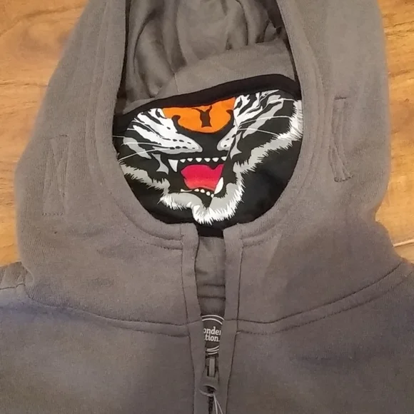 Wondernation 3 piece Hoodie with Masks, Youth Large (10-12) - Picture 2 of 4